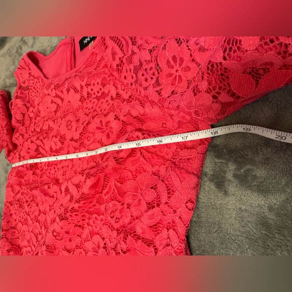 Nine West Size 6 Vibrant Pink Lace Open Shoulder Long Sleeve Dress PTP 18” - Picture 6 of 8